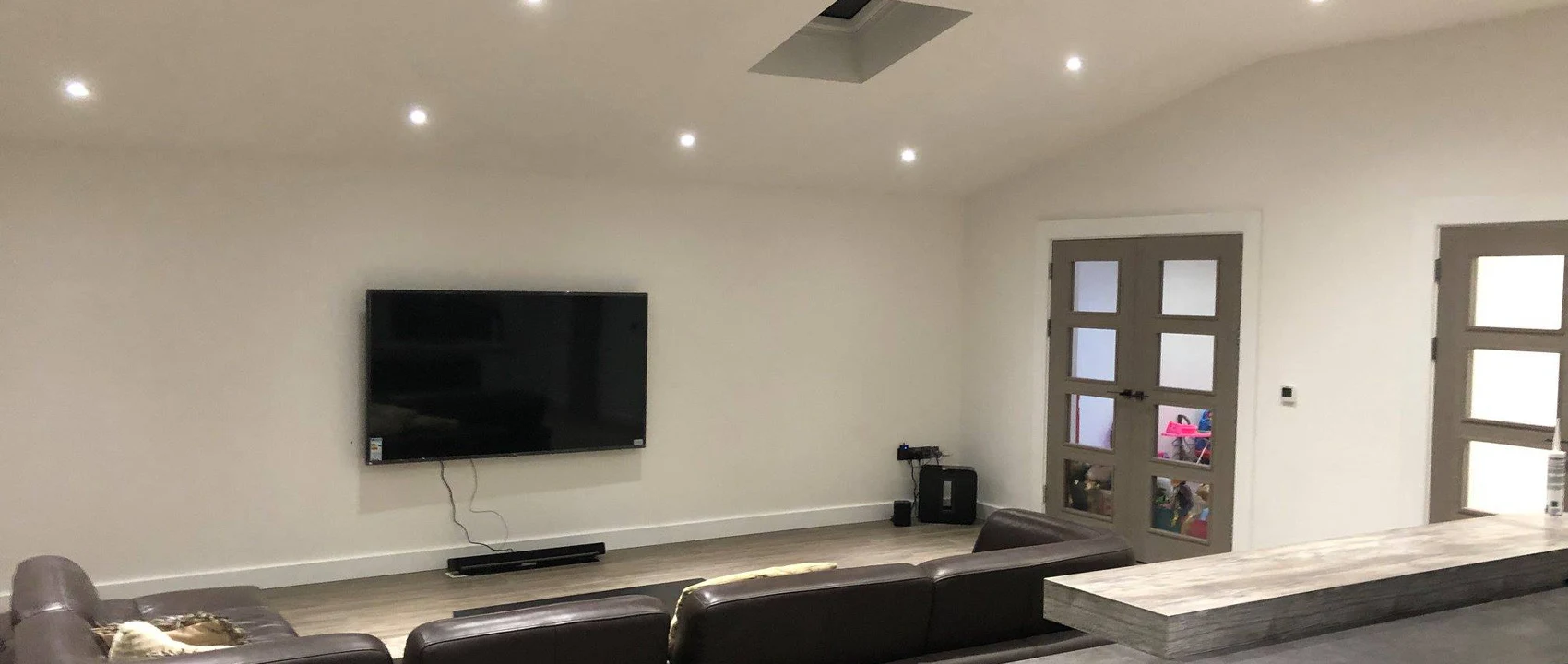 Panoramic Living Space Transformation
